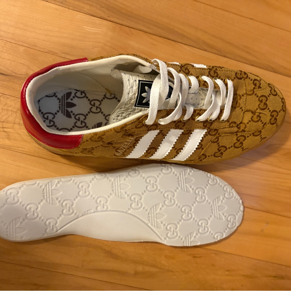 Gucci Adidas Gazelle Monogrammed Sneakers - Picture 7 of 13